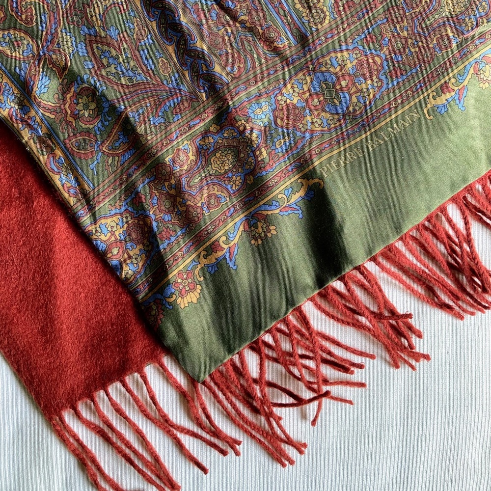 PIERRE BALMAIN Vintage Scarf in Maroon/Multicolor Paisley, VGUC - Picture 11 of 16